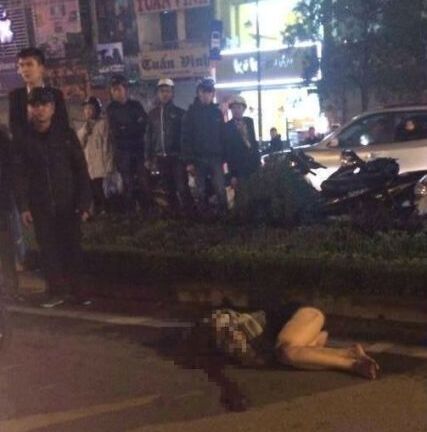 Hà Nội: Tài xế đâm nạn nhân liên tiếp rồi tẩu thoát